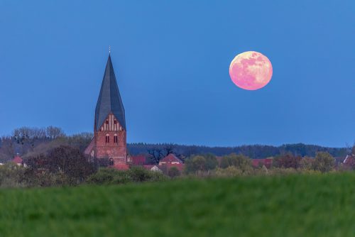 Röbel / Müritz - Nikolaikirche Vollmond