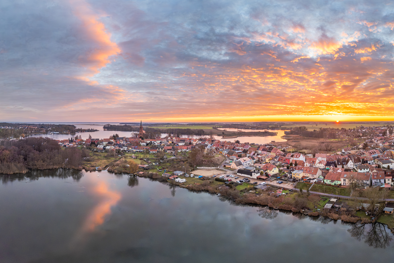 Röbel / Müritz – Luftaufnahme Mönchteich
